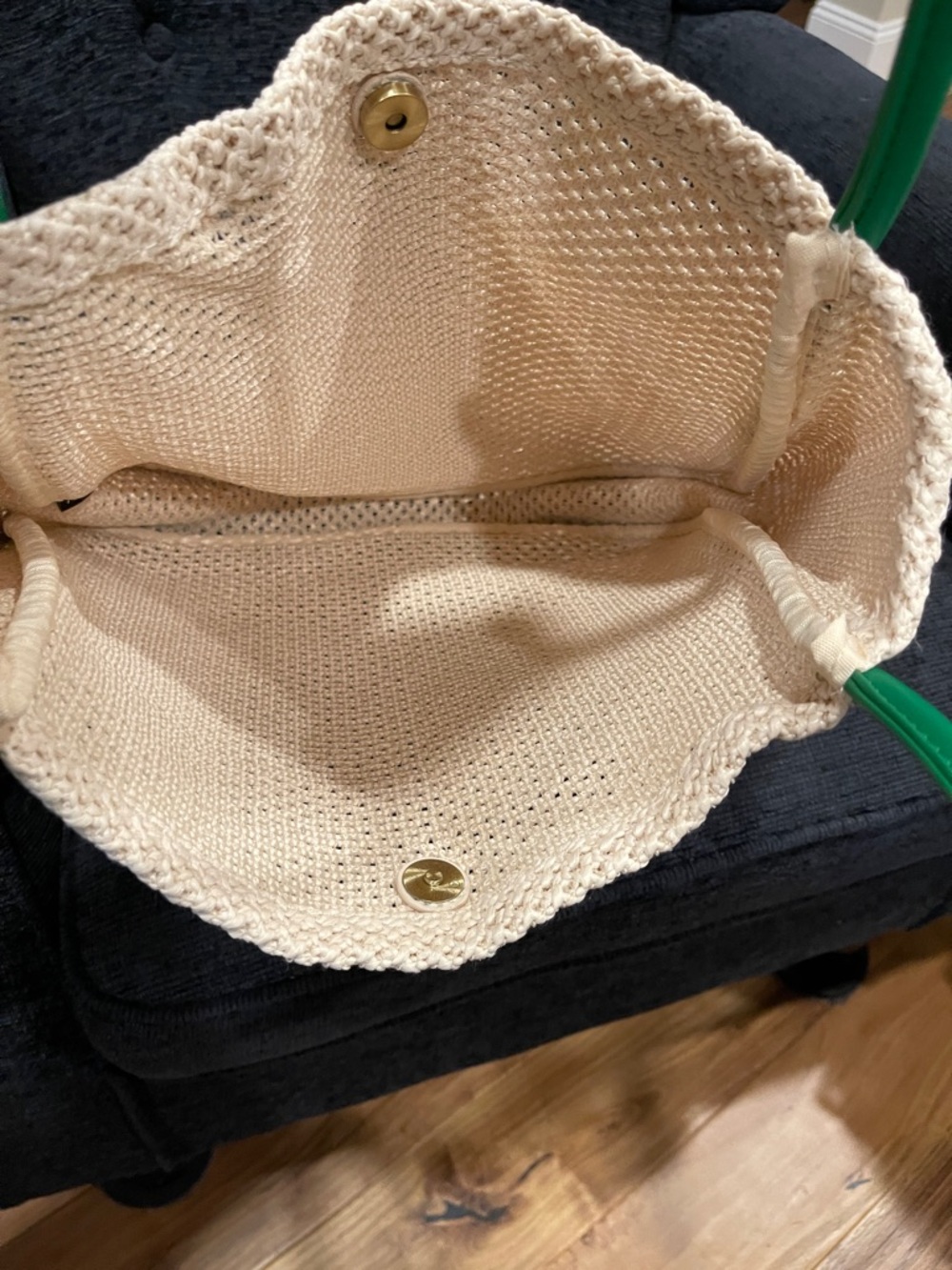 NWOT...MMS Design Studio Cream Woven Tote with Bright Green Trim and Pouch - Picture 8 of 9